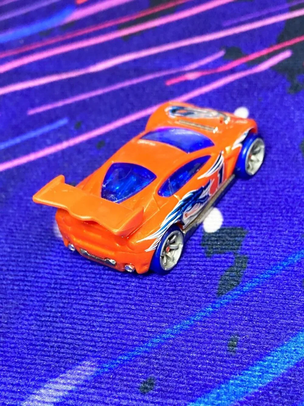 TOY CAR COLLECTIBLE - Hot Wheels AcceleRacers Synkro Teku TIX936 Mattel